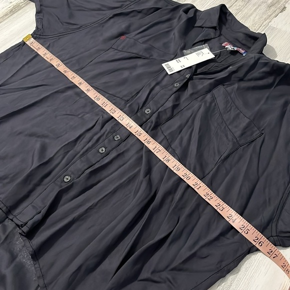 Urban Outfitters oversized gray blouse size M NWT - Picture 6 of 7